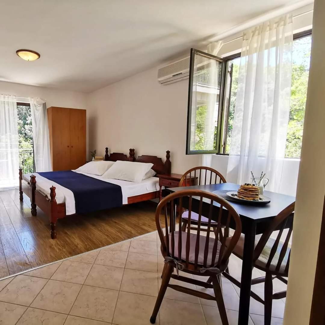 Apartments Kuzma Prigradica Room photo