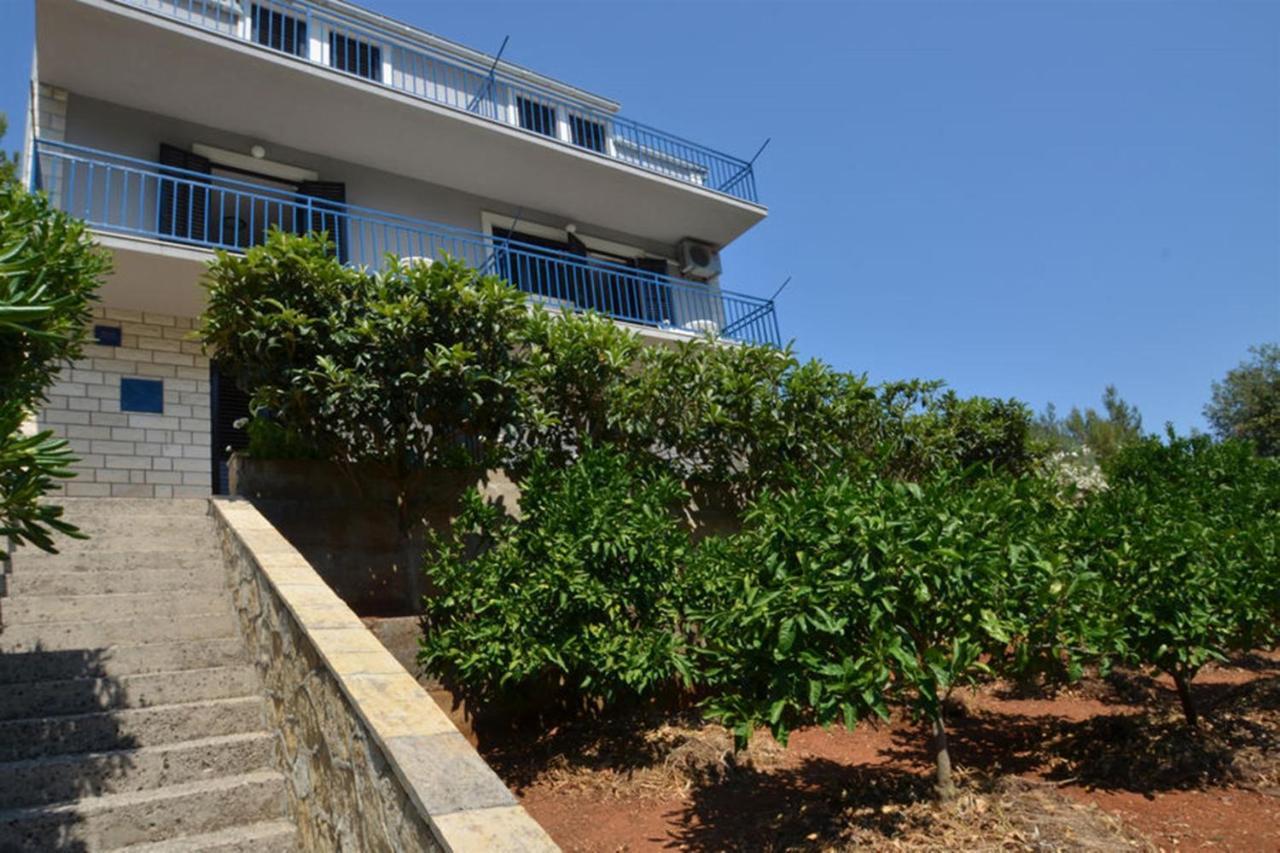 Apartments Kuzma Prigradica Exterior photo