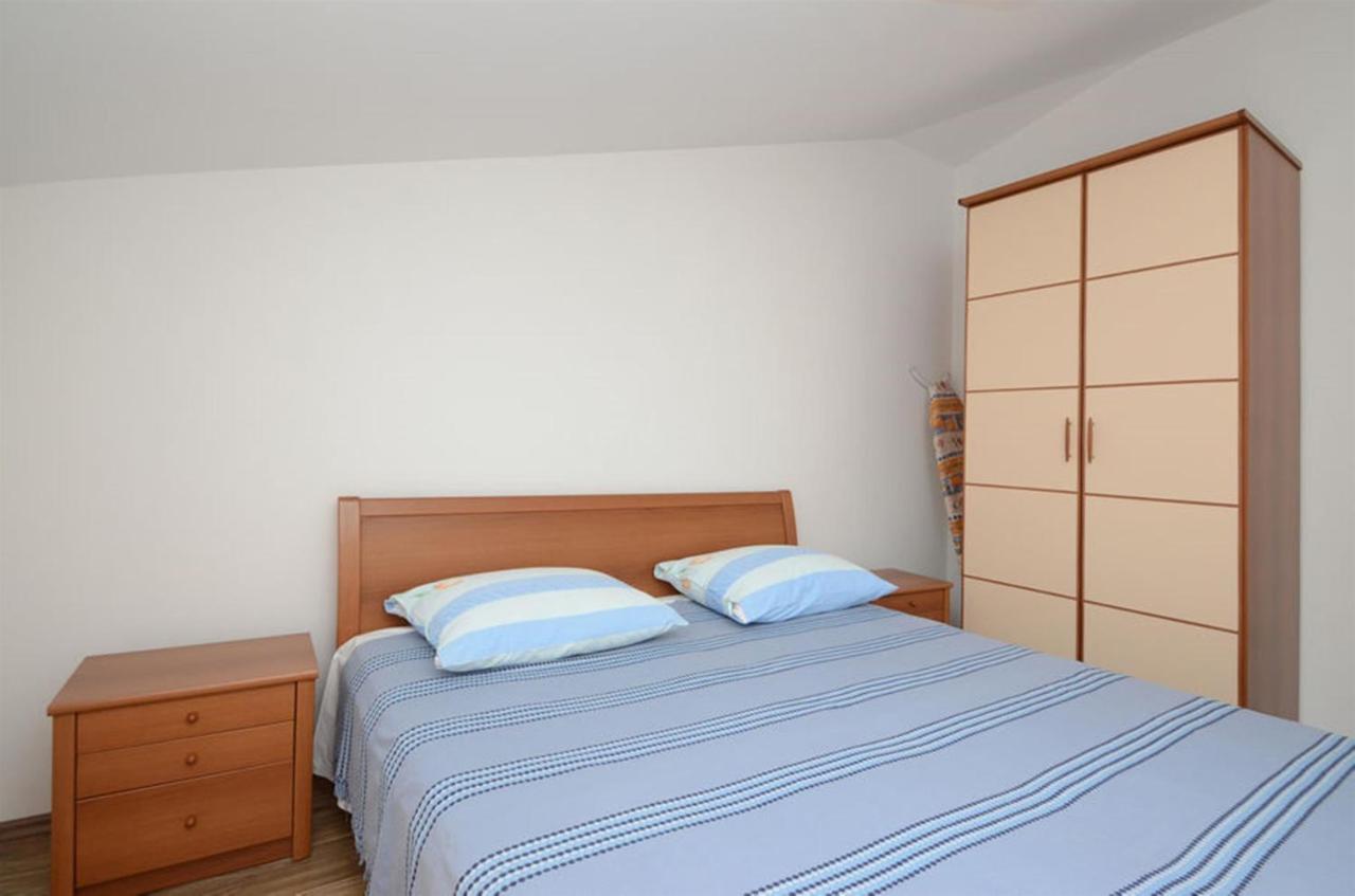 Apartments Kuzma Prigradica Exterior photo